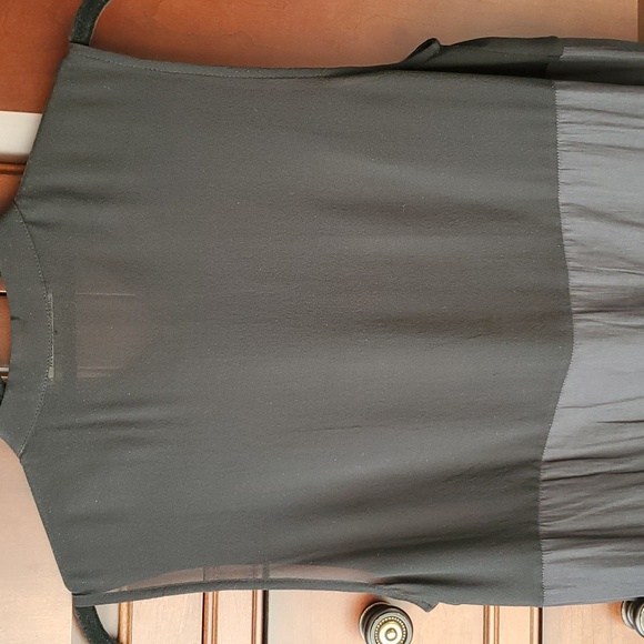 All Saints - sleeveless blouse. Size: UK 8/US 4/EU 36. Colour: Black & Navy. - Picture 5 of 8